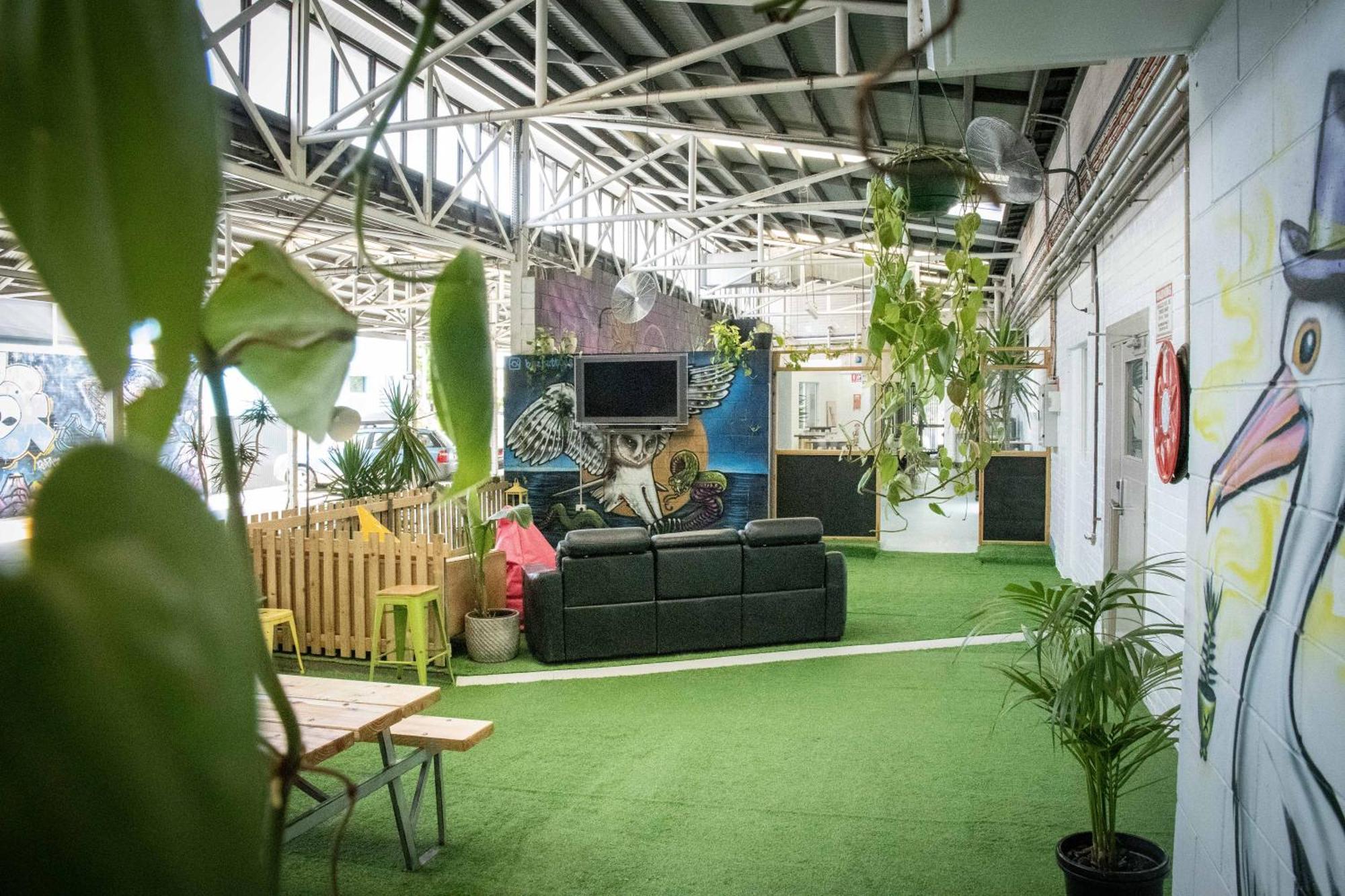 Habitat Backpackers Hostel Brisbane Buitenkant foto